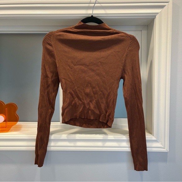 Aritzia Babaton Imprint Sweater - Picture 5 of 5